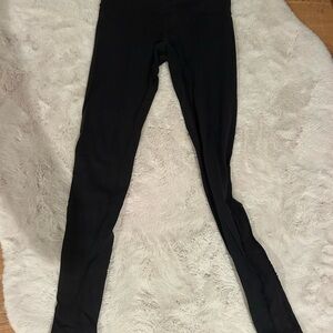 lululemon athletica low rise Black Leggings with lower side detail size 6